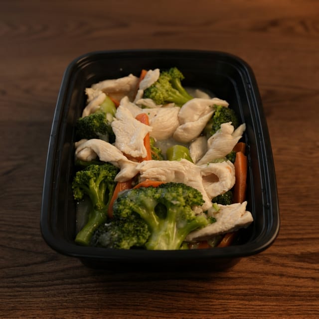 Chicken with Broccoli.